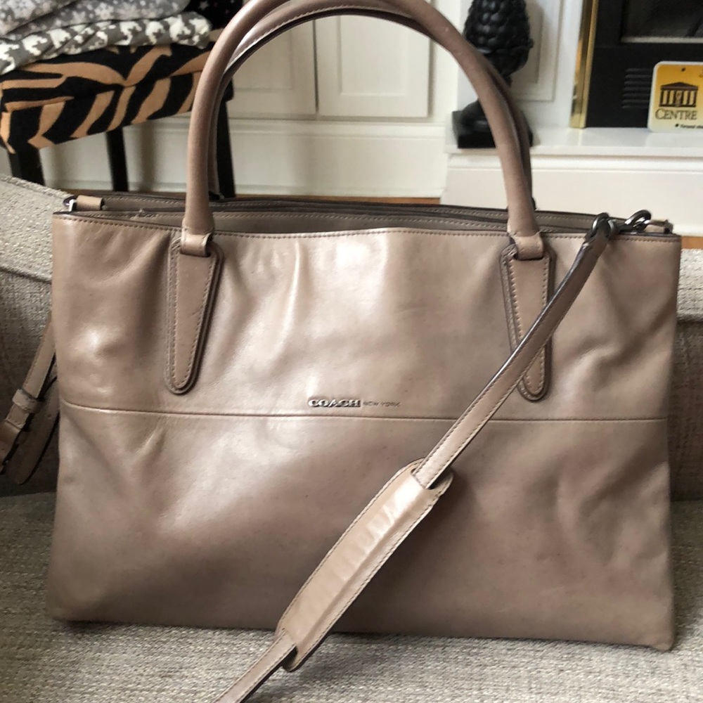 Beige Coach handbag
